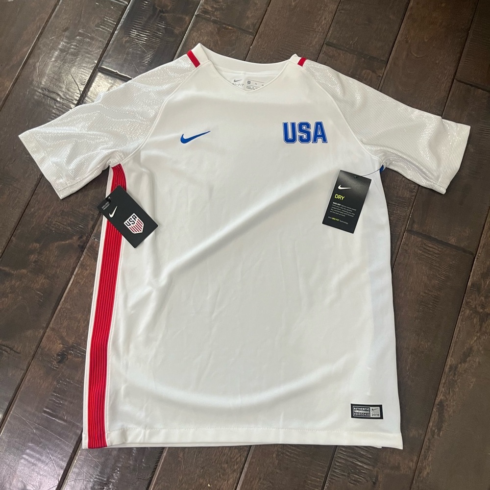 Kids size xlarge USA soccer jersey